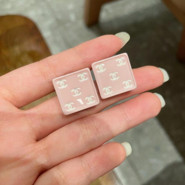 העתק, מעצב, הטוב ביותר, איכותי, 1:1, מזויף, תכשיטים עגילי צמודים C כפולים של שאנל סקוור (8FB9)